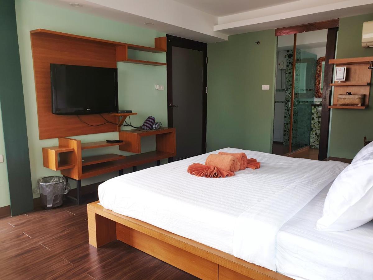 Island Cafe&Hostel Koh Lipe Exterior foto